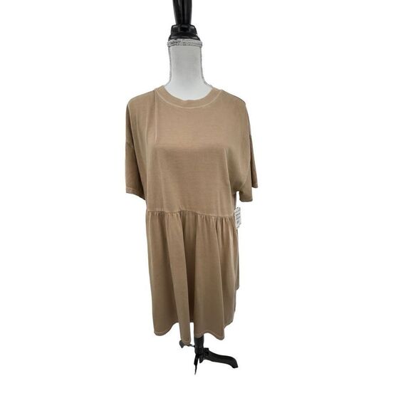 BP Lagoon look short sleeve ruffled waist area - Picture 3 of 11